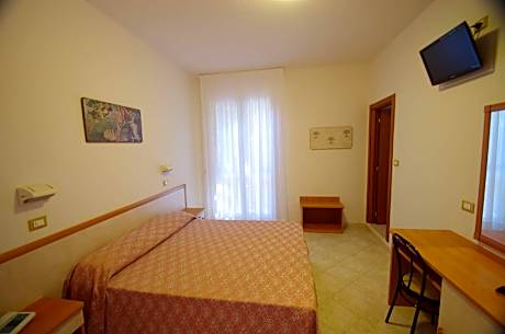 Double or Twin Room with Balcony