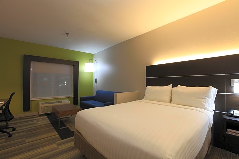 Holiday Inn Express & Suites Chattanooga-Hixson, an IHG Hotel
