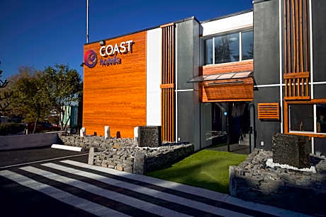 Coast Metro Vancouver Hotel