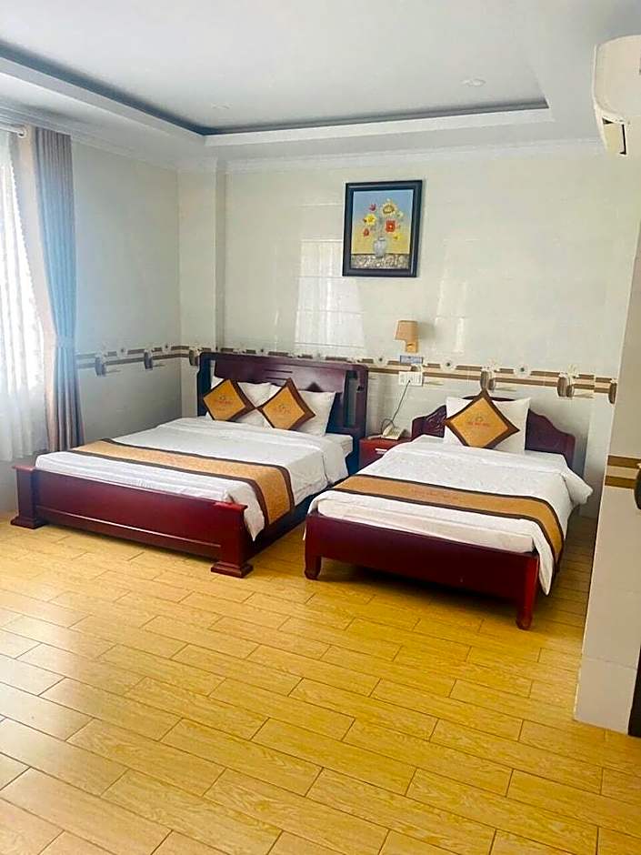 Phuc Ngoc Hotel