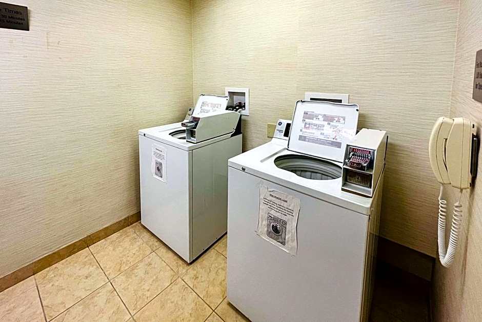 Comfort Inn & Suites Olathe - Kansas City