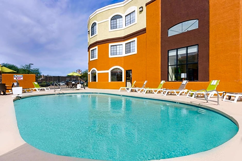 Days Inn & Suites by Wyndham Tucson/Marana