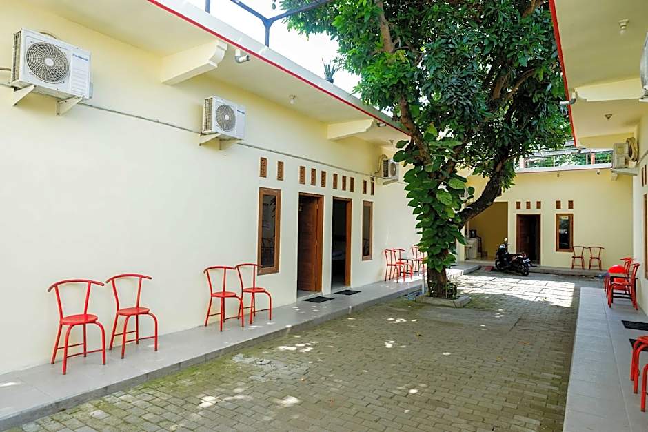 RedDoorz @ Umbul Ponggok Waterpark Klaten