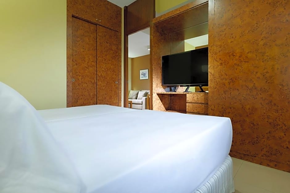 Hesperia Sant Joan Suites