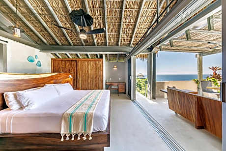 Two-Bedroom Deluxe Apartment with Ocean View