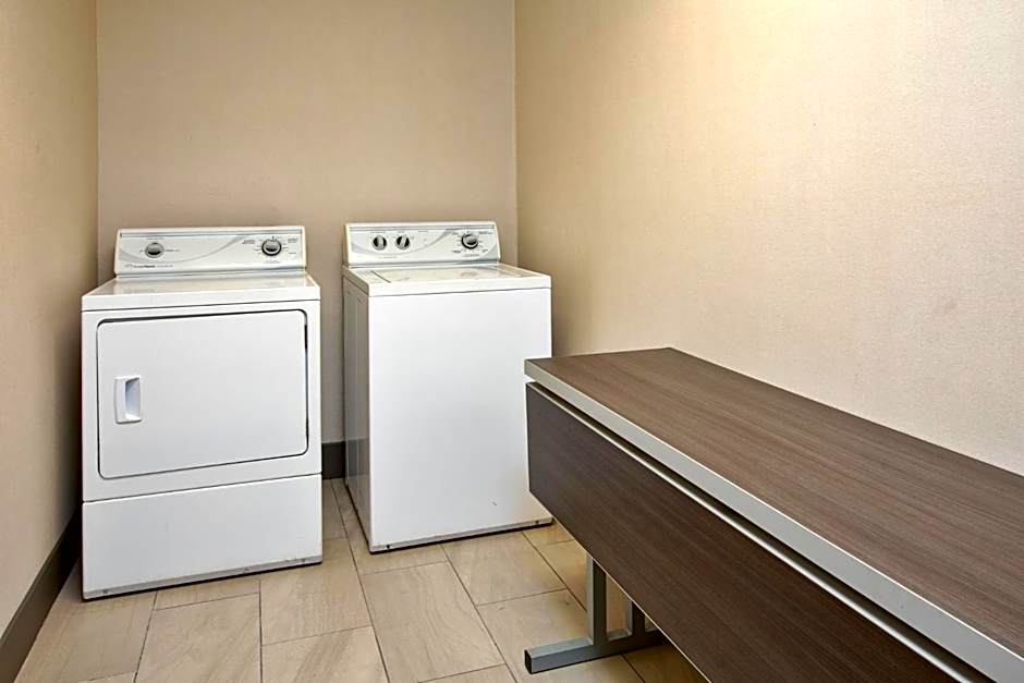 Holiday Inn Express Hotel & Suites - Sumter By IHG