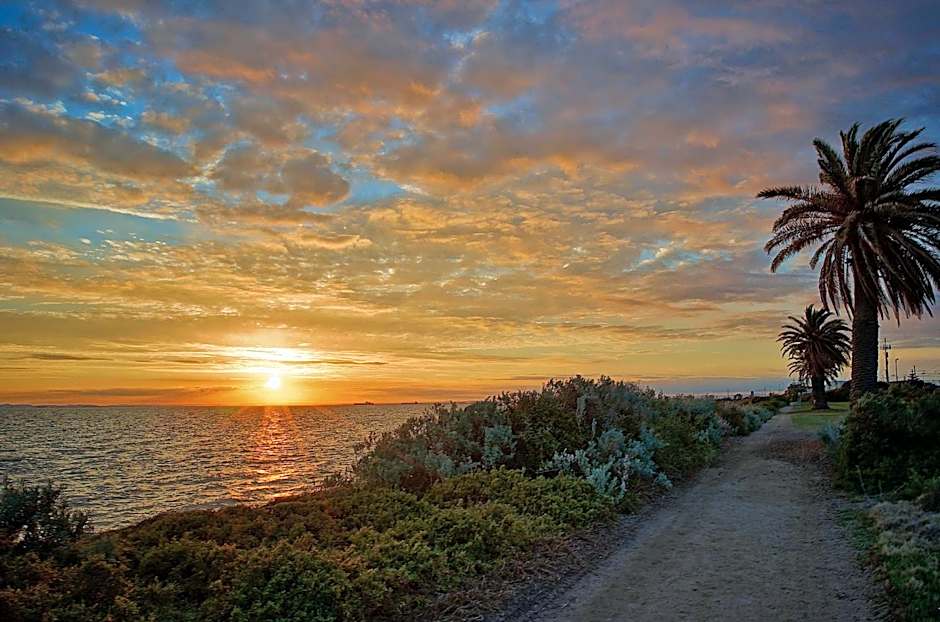 Best Western Plus Buckingham International