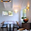 Queenstown House Bed & Breakfast and Apartments