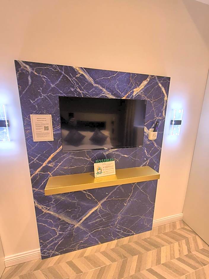 Rosemay Hotel near London Heathrow Airport