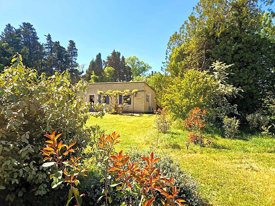 Mas du Rollier Chambres d'hôtes