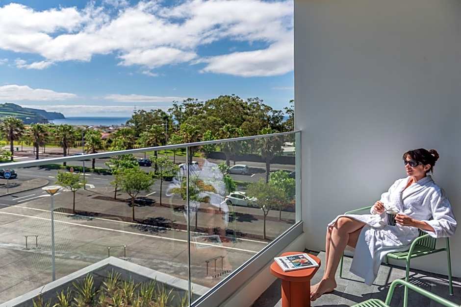 DoubleTree by Hilton Lagoa Azores