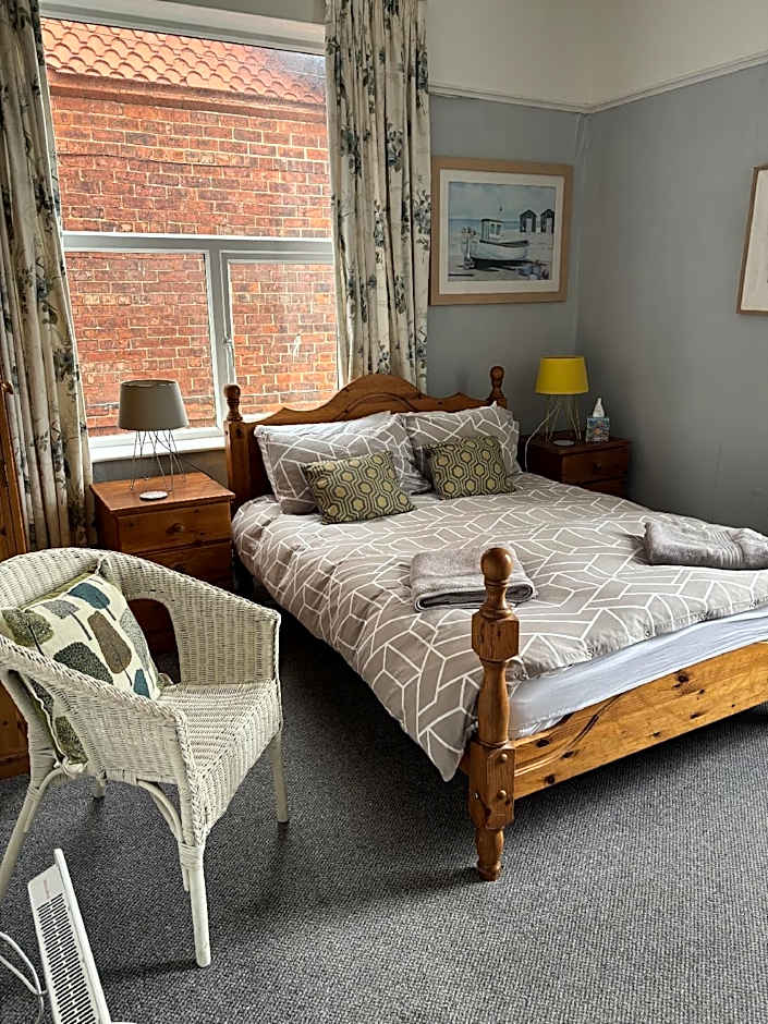 Esklet Guest House