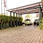 West Lerruat Hotel