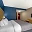 Quality Inn & Suites Oakville