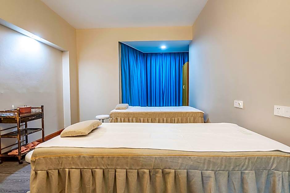 WAIFIDEN Hotel - Former Tokai Hotel (Free shuttle bus during Canton Fair)