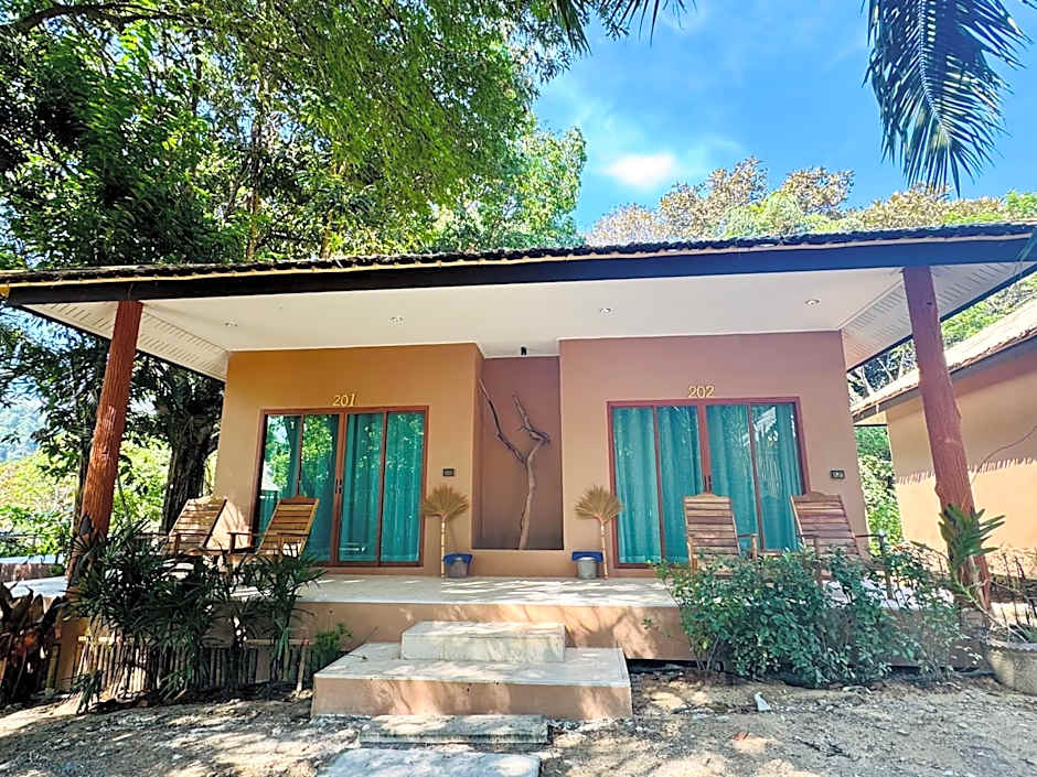 Sunny Cove Beach Resort Koh Phayam