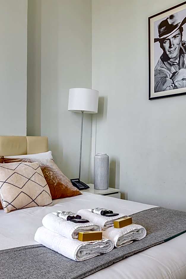 1 Lexham Gardens Hotel