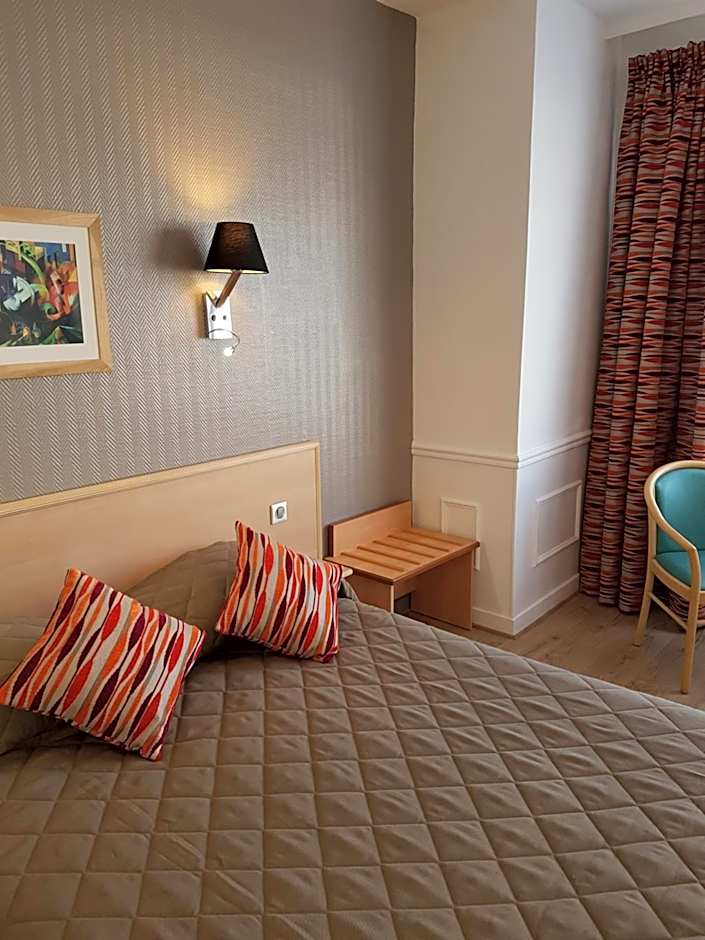 Hôtel du Cheval Rouge