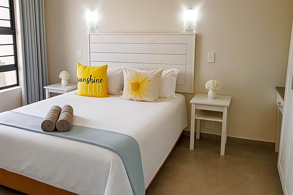 Hello Holiday-Banana Beach Club D17