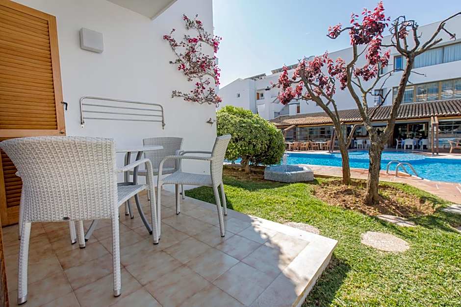 Aparthotel Flora