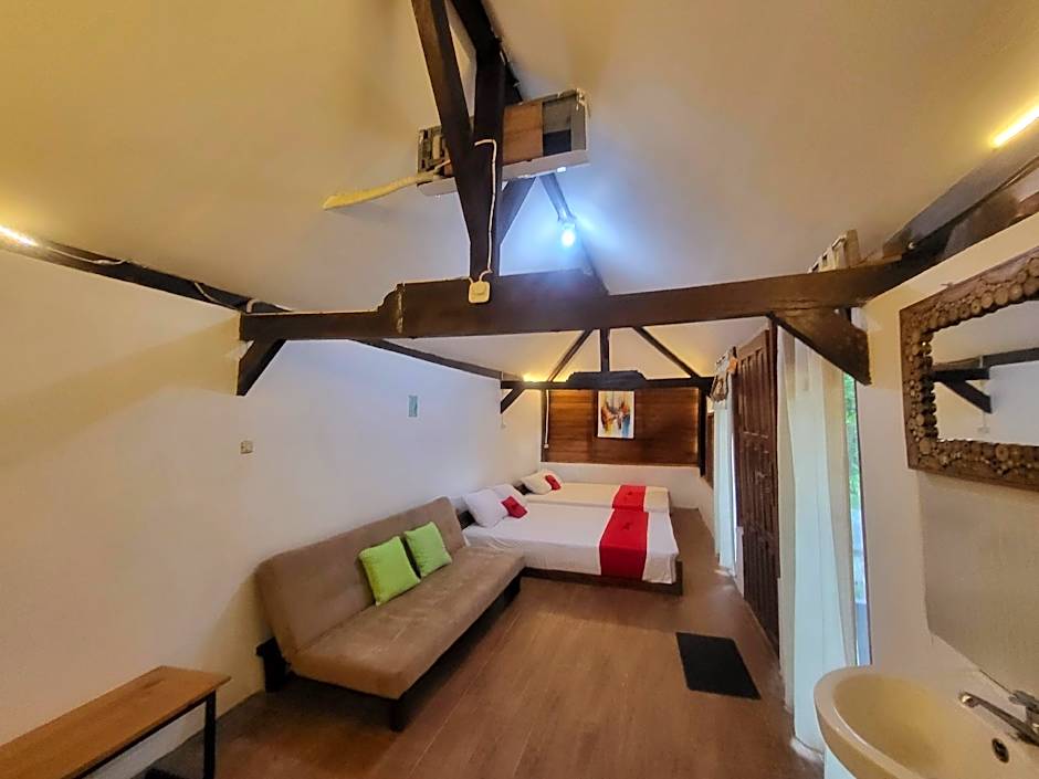 RedDoorz Syariah Near Wisata Durensewu Pandaan