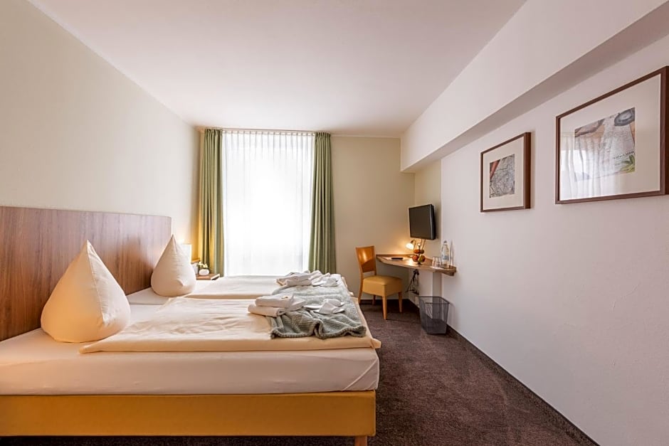 Hotel Nibelungen Hof