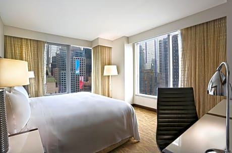 Premium Corner King Room