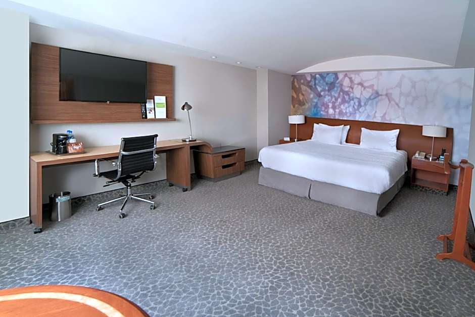 Courtyard by Marriott Mexico City Revolucion