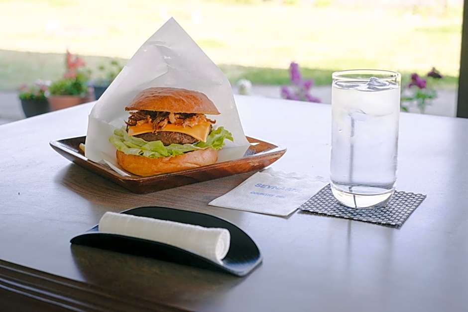 セーナーニカントリーイン