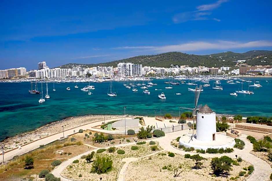 Apartamentos Tramuntana