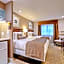 Red Lion Inn And Suites Victoria