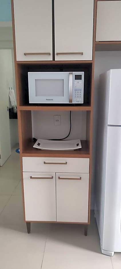 Casa com piscina duas quadras da praia