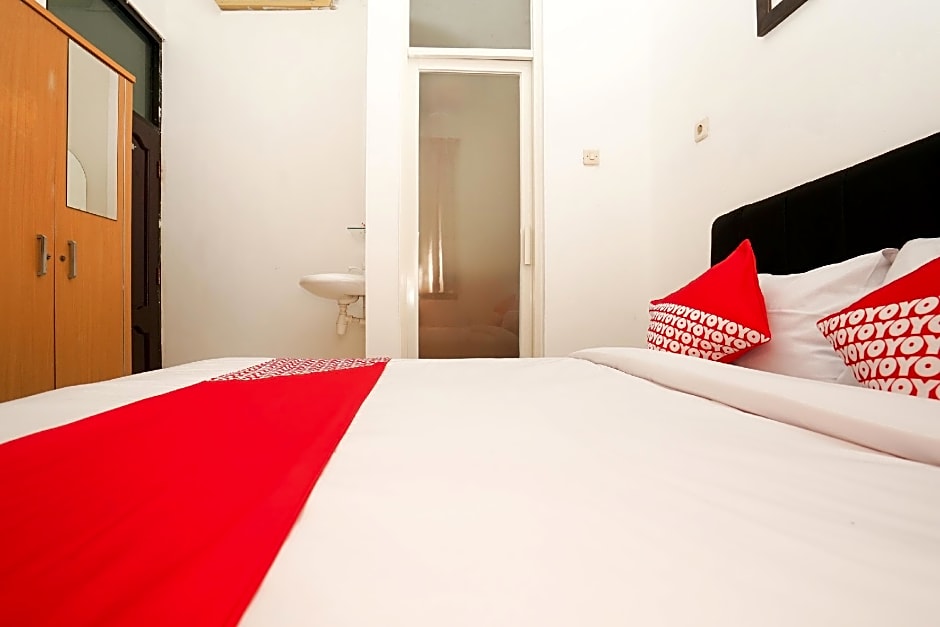 OYO 485 Marcello Residence