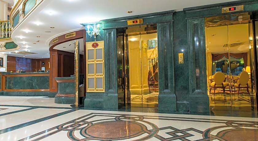 Akar International Hotel