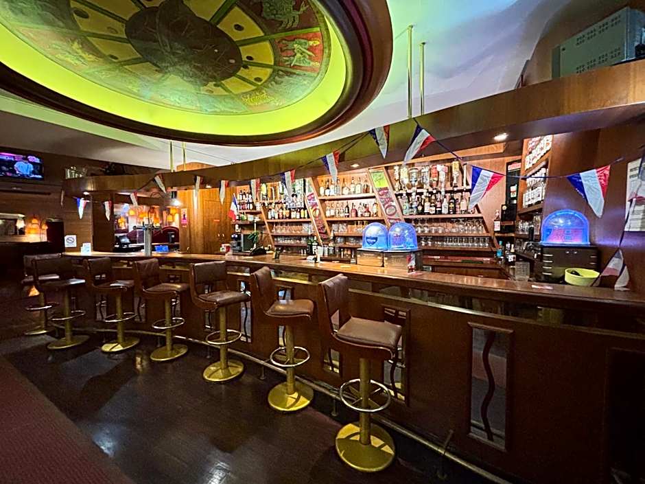 Hôtel des Couronnes Châteaudun