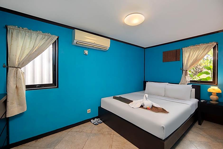 Royal Hotel and Outbound Trawas