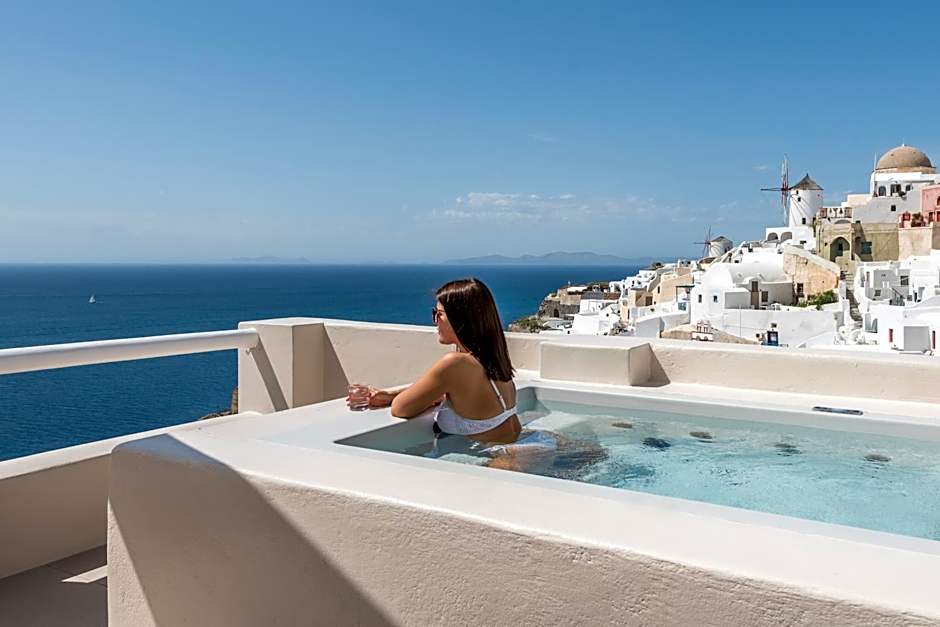 Art Maisons Oia Castle