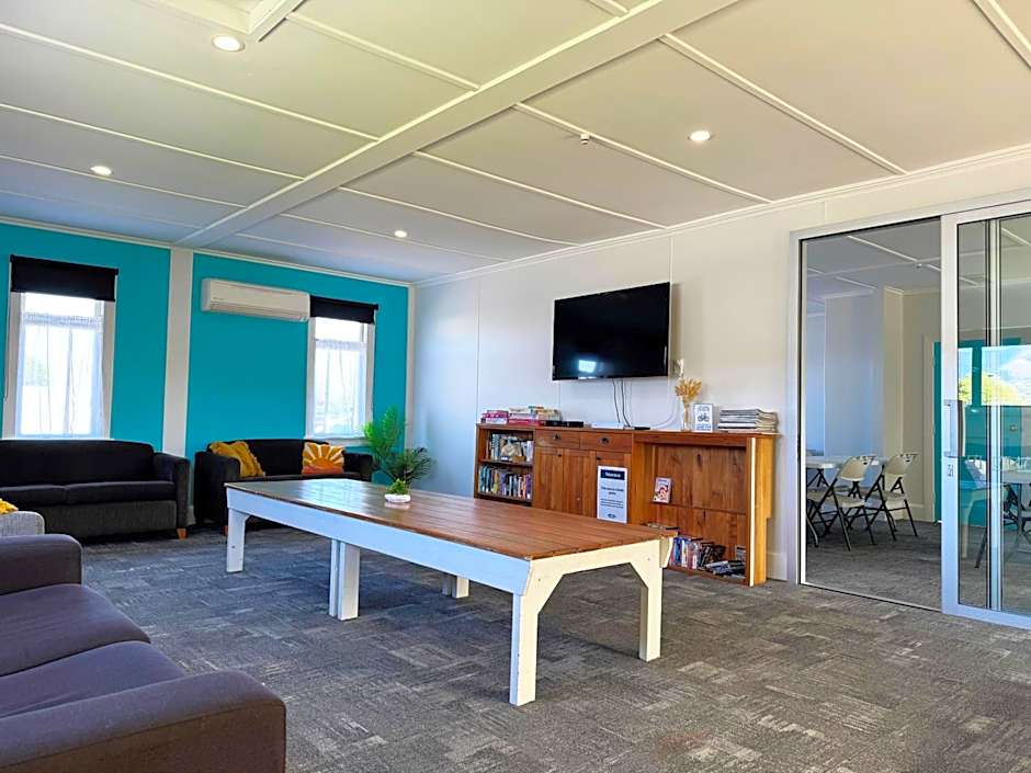 Tāhuna Beach Holiday Park