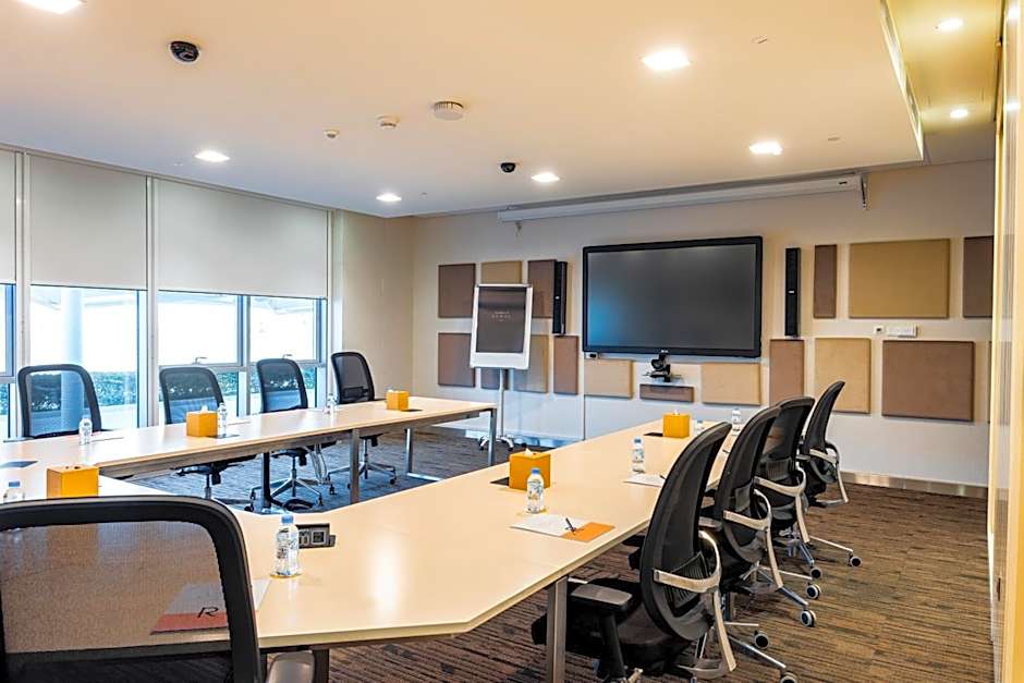 Remal Hotel & Villas Al Dhannah City