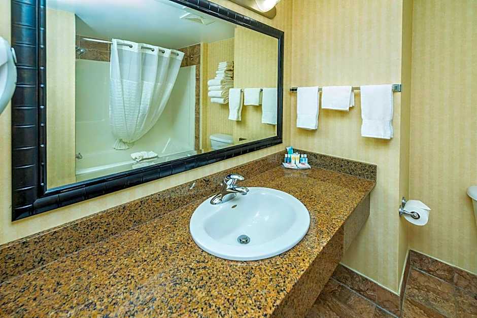 Comfort Inn & Suites Edson