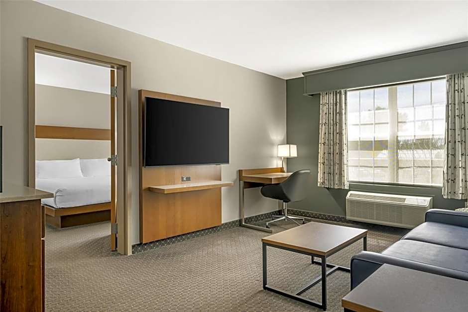 Best Western Plus Woodstock Hotel & Conference Centre