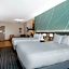 Comfort Suites