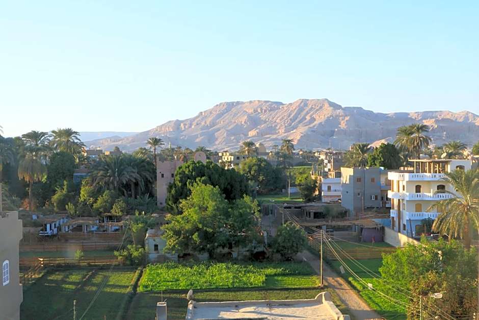 Amon Hotel