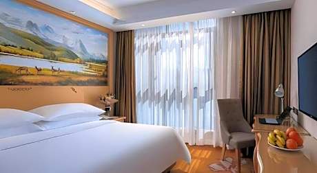 Vienna Hotel Anhui Jixi High-Speed Railway Station