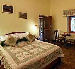 Chevron Rosemount Hotel