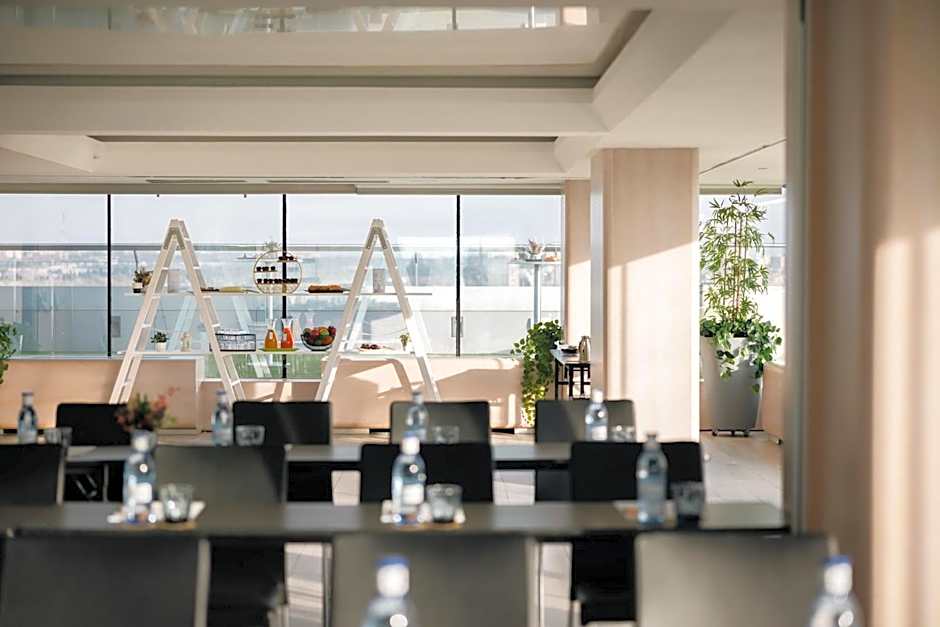 voco Madrid Retiro By IHG