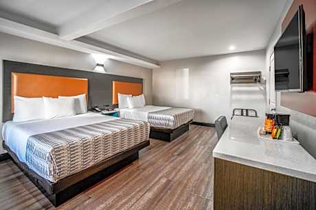 Queen Room with Two Queen Beds