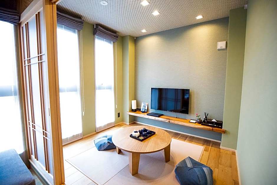 SOLA HOTEL