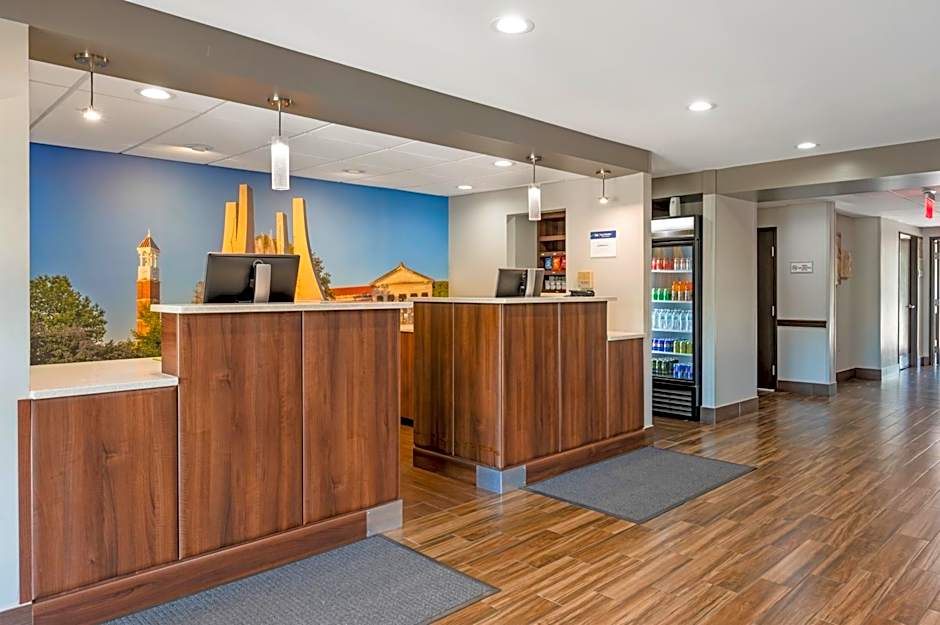 Best Western Plus Lafayette Hotel University Area