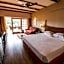 Carlton Hotel